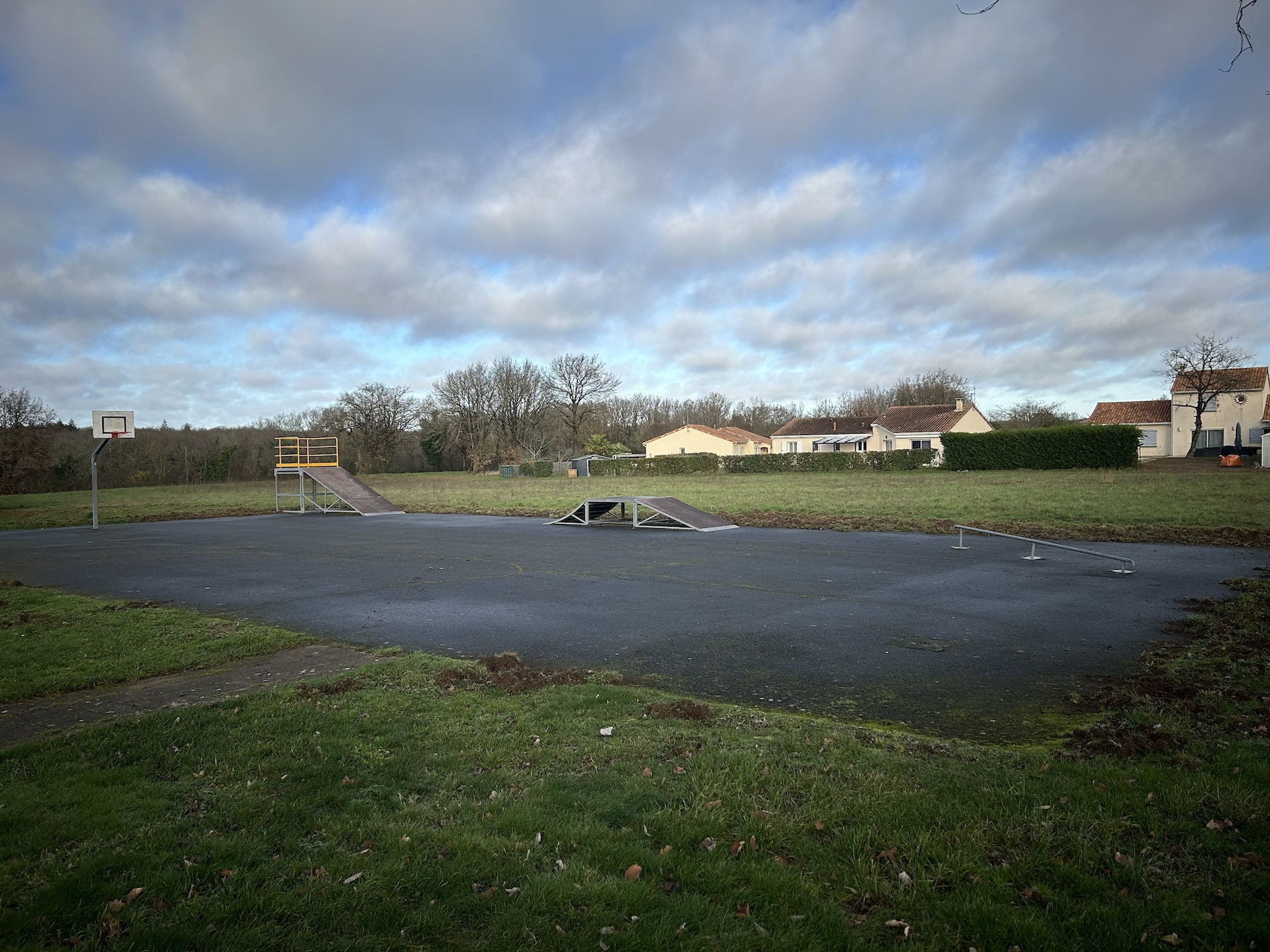 Vouneuil-sous-Biard skatepark